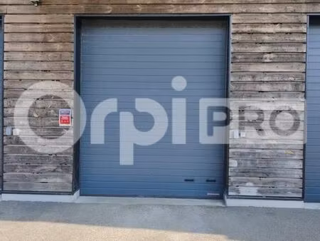 local d'activité 32 m²