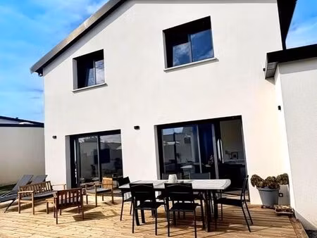 maison 5 pièces 115 m²