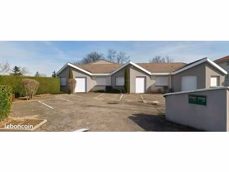 local industriel 320 m²