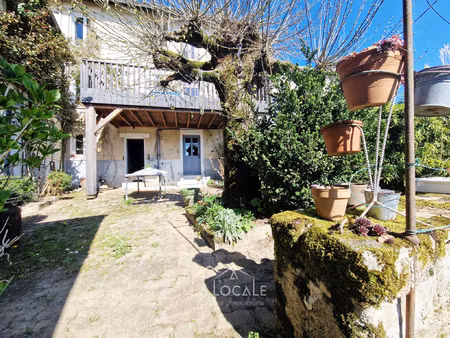 maison de charme en centre-ville de isle