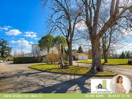 appartement t4 de 94 m² avec cave et stationnements - estrablin