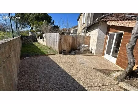 ruelle: petit chalet t2 meublé au calme  jardin et terrasse
