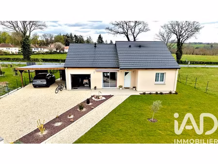 maison à vallon en sully (03190)