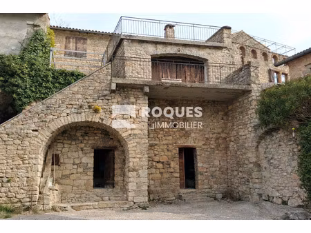 compeyre  maison en pierre  136 m2 habitables plus jardinet