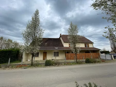 maison savigny en revermont 11 pièce(s) 300 m2