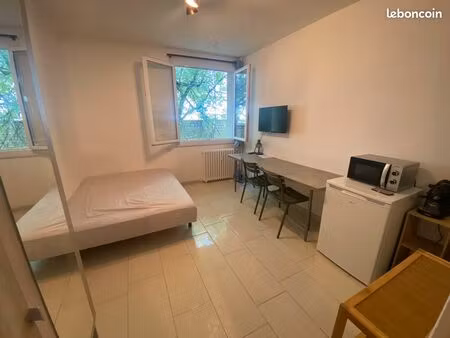 location studio meublé cahors centre