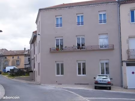 3 pièces · 70 m²3 pièces  70 m² · saint-pierre-du-champ 43810