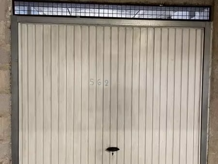 box en intérieur à vendre