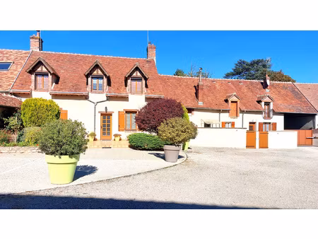 ensemble immobilier d'exception aux alentours de montargis