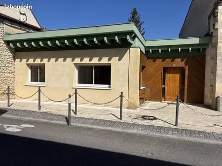 maison de village 3 pièces 105 m²