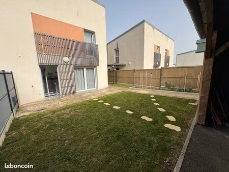 maison avec jardin calme