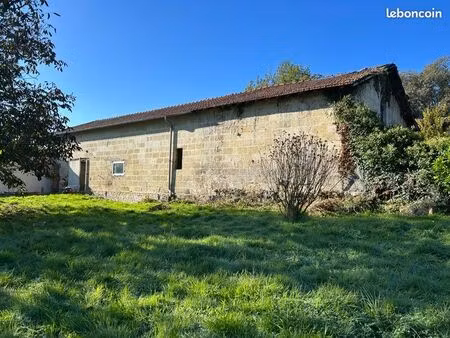 maison (chai à urbaniser)