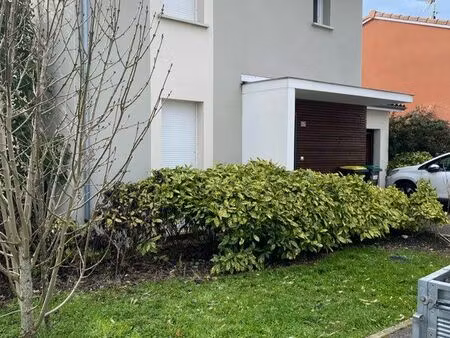 maison individuelle 4 pièces 83m2 /jardin/garage