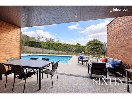 maison 5 pièces 138 m²