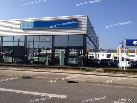 local d'activité 530 m²