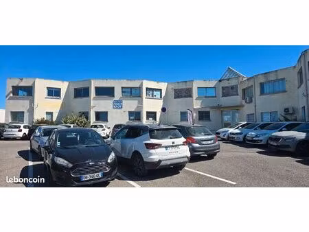 bureau / local professionnel 28 m² saint-victoret parking privé