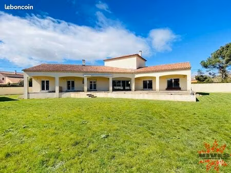 villa 7 pièces 190 m²