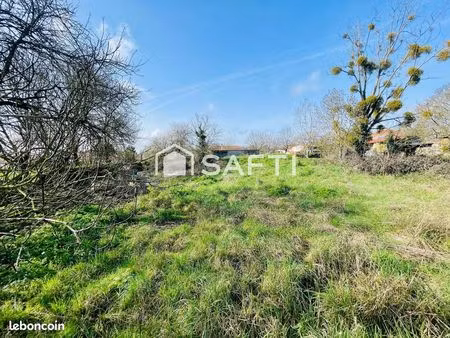 terrain 1257 m² la boissiere-sur-evre