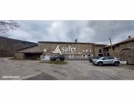 maison 90 m² la versanne