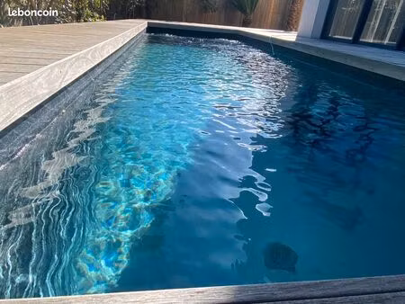 villa de standing t5- 150m2 avec piscine