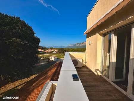 appartement t3 transformé en grand t2 de 58m²