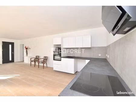 maison 4 pièces 148 m²