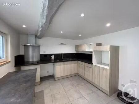 maison de village 3 pièces 84 m²