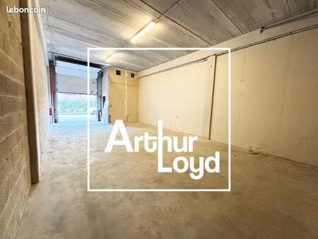 local d'activité 68 m²