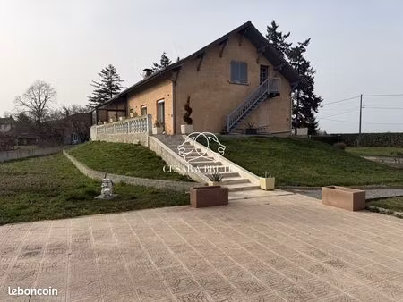 propriété 7 pièces 127 m²