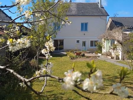 maison 200 m²-9 chambres-longué- proche saumur