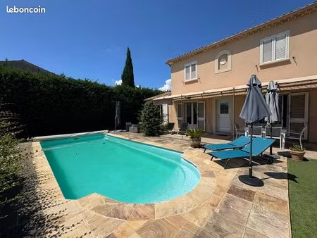 maison 6 pièces 99 m²