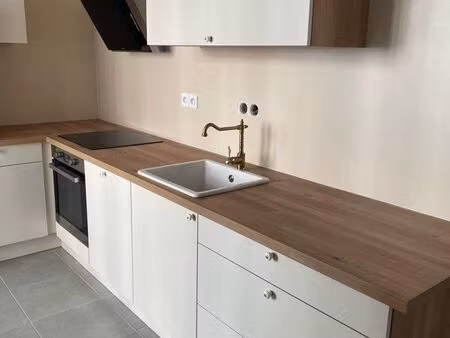 superbe t3 récent avec parking – résidence sécurisée