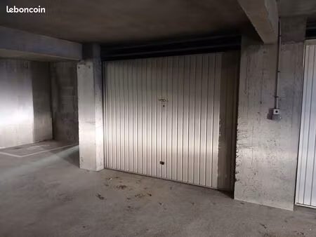 box garage à louer
