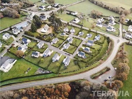 terrain 658 m² brandivy