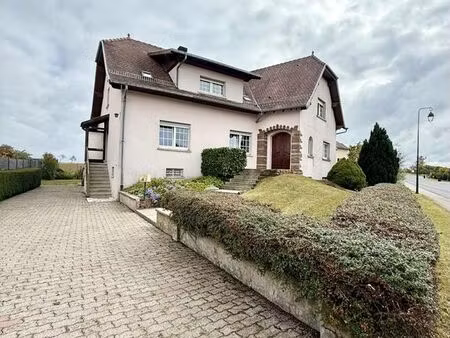 grande maison familiale avec deux accès indépendants