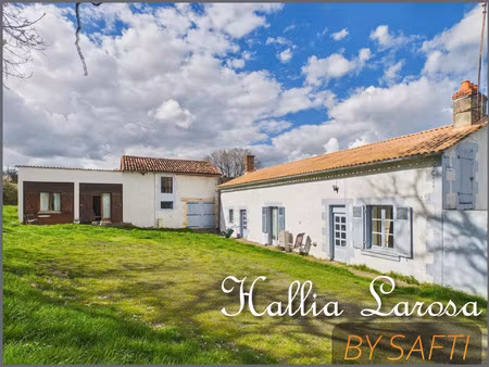 vente maison 5 pièces 185 m² pindray (86500)