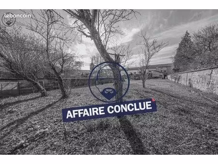 maison de village 2 pièces 180 m²