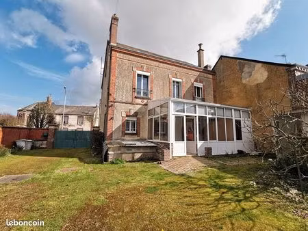 maison 6 pièces 154 m²