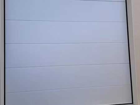 local industriel 200 m²