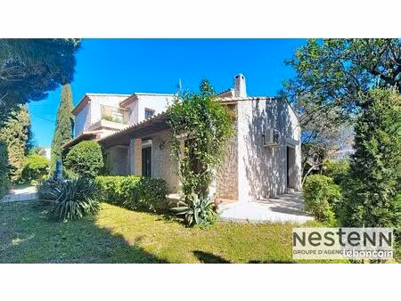 maison 5 pièces 136 m²