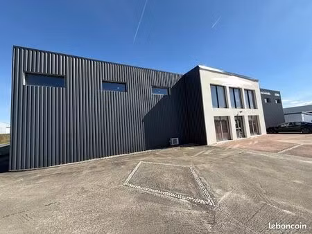 locaux professionnel flourens de 460 m2 a 600m2