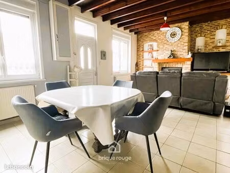 maison 5 pièces 93 m²