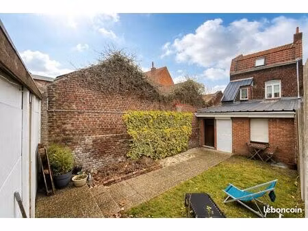 immeuble 103 m² lomme