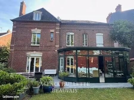maison 12 pièces 291 m²