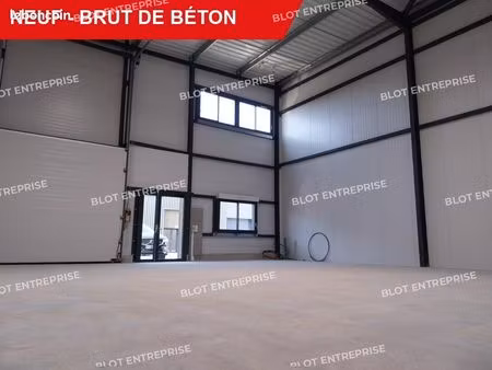 local d'activité 123 m²