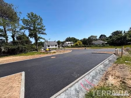 terrain 372 m² saint-étienne-de-montluc