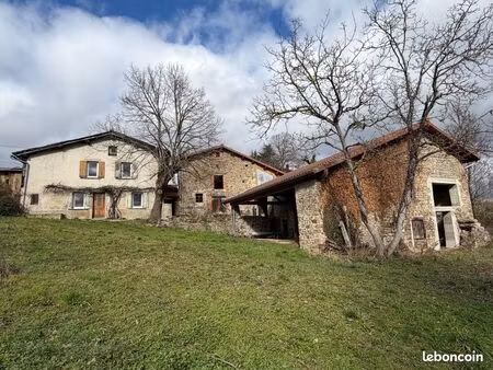 propriété 3 pièces 82 m²