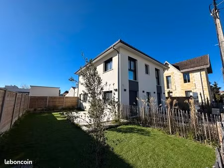 investissement – local commercial loué 1700/mois – 5 9% – mérignac