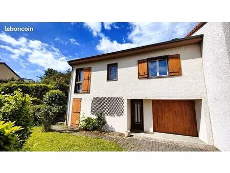 jolie maison 3 chambres + garage  terrain de 463 m² à clermont-ferrand