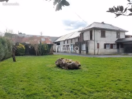 maison 5 pièces 208 m²